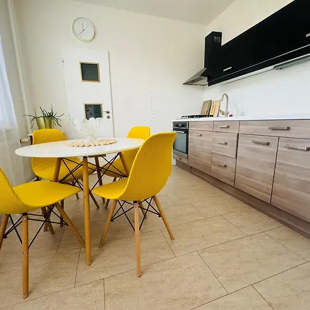 1izb Rodinny Komfort, Vsade Na Skok Apartament Nitra